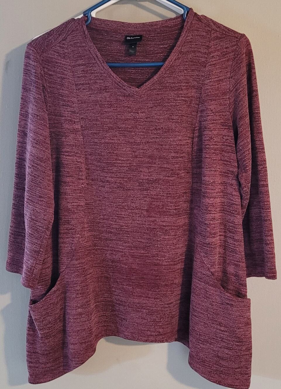 Women's long-sleeved sweater with pockets purple size medium by Db Sunday